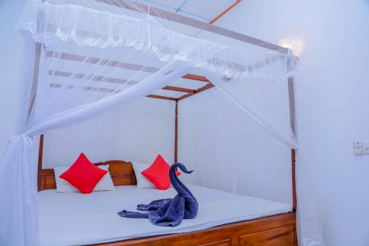 Bed and Breakfast Sajana Ocean Hill Мирисса Экстерьер фото