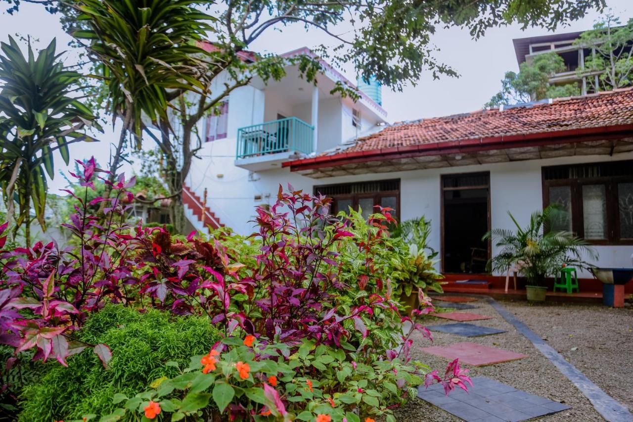Bed and Breakfast Sajana Ocean Hill Мирисса Экстерьер фото