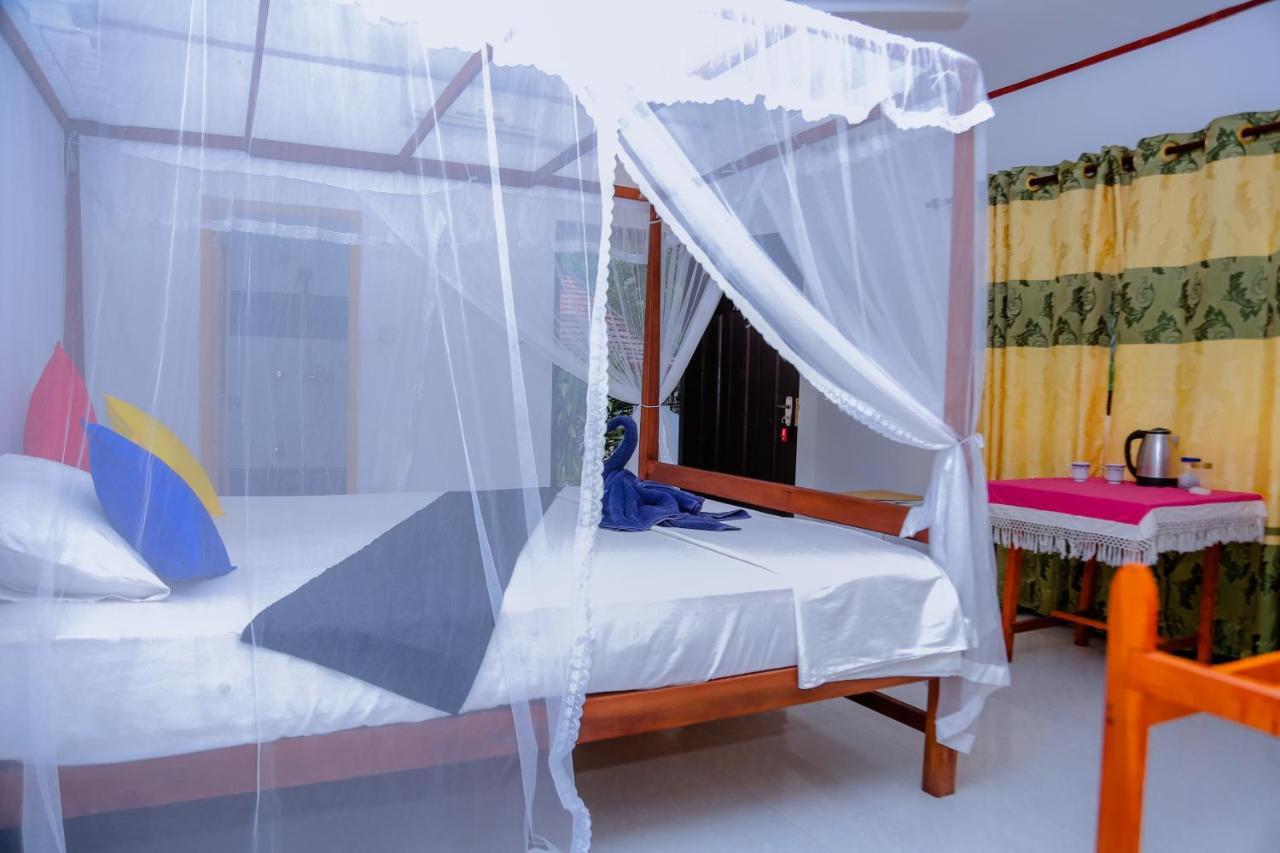 Bed and Breakfast Sajana Ocean Hill Мирисса Экстерьер фото