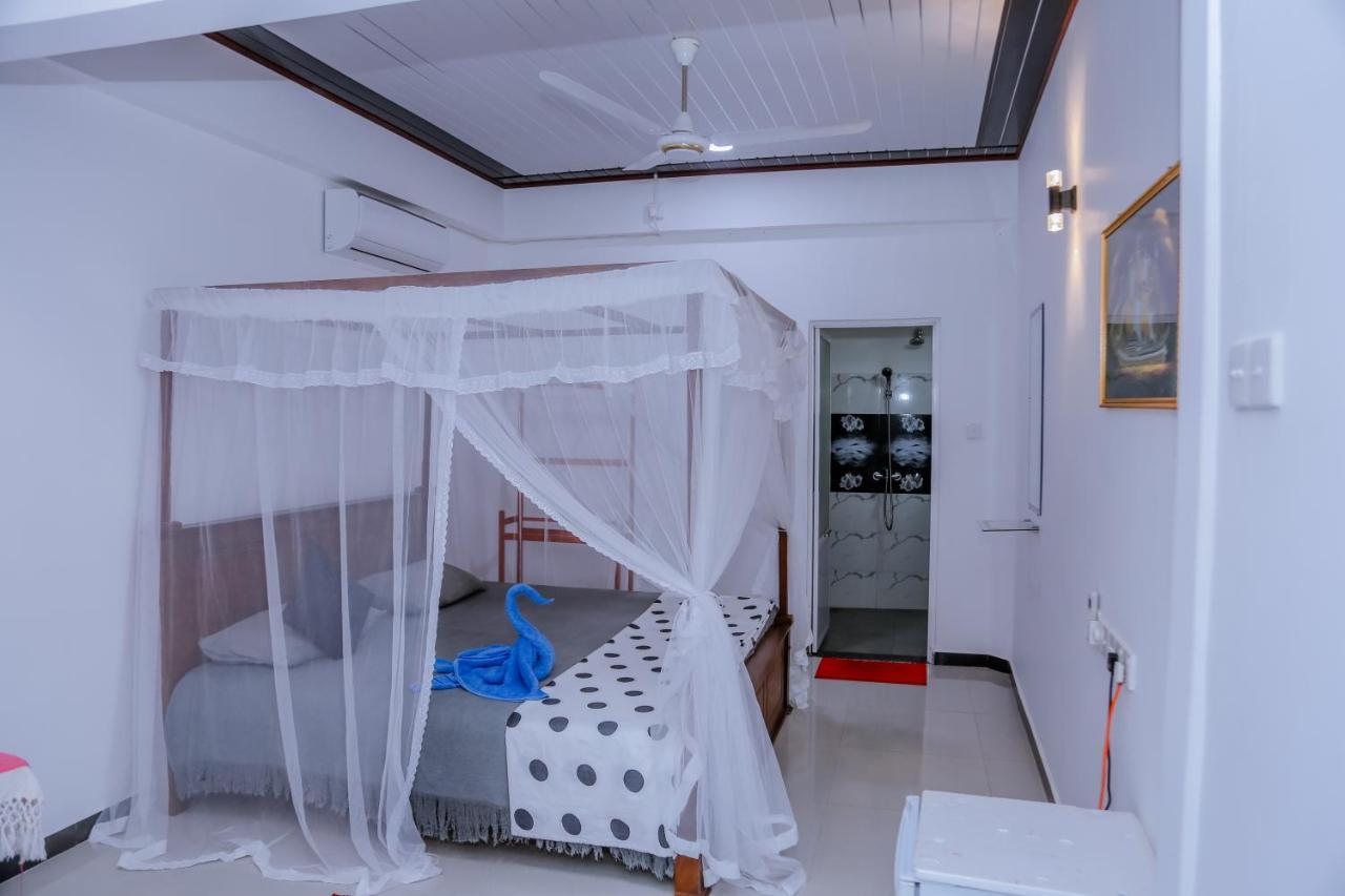 Bed and Breakfast Sajana Ocean Hill Мирисса Экстерьер фото