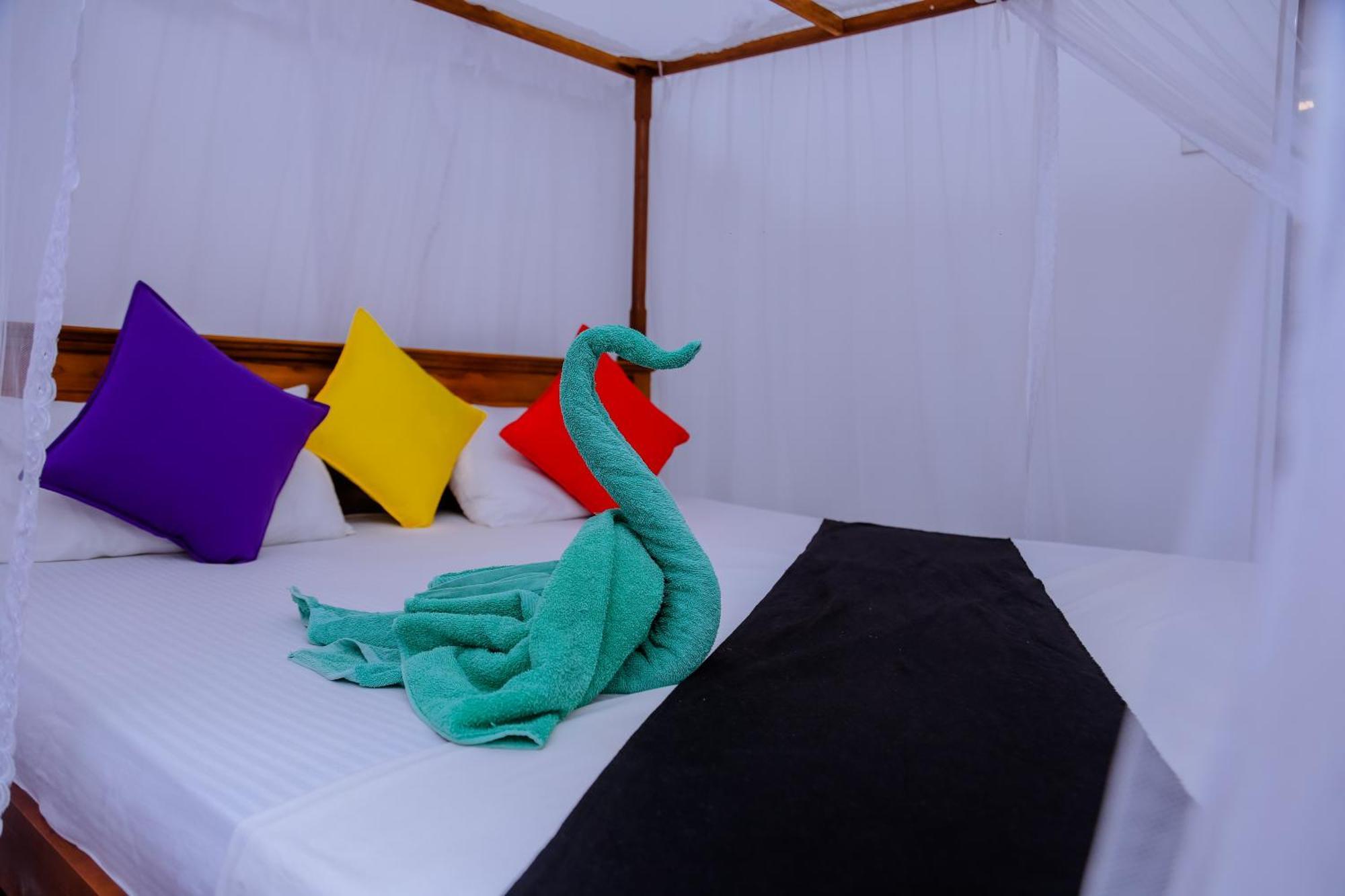 Bed and Breakfast Sajana Ocean Hill Мирисса Экстерьер фото